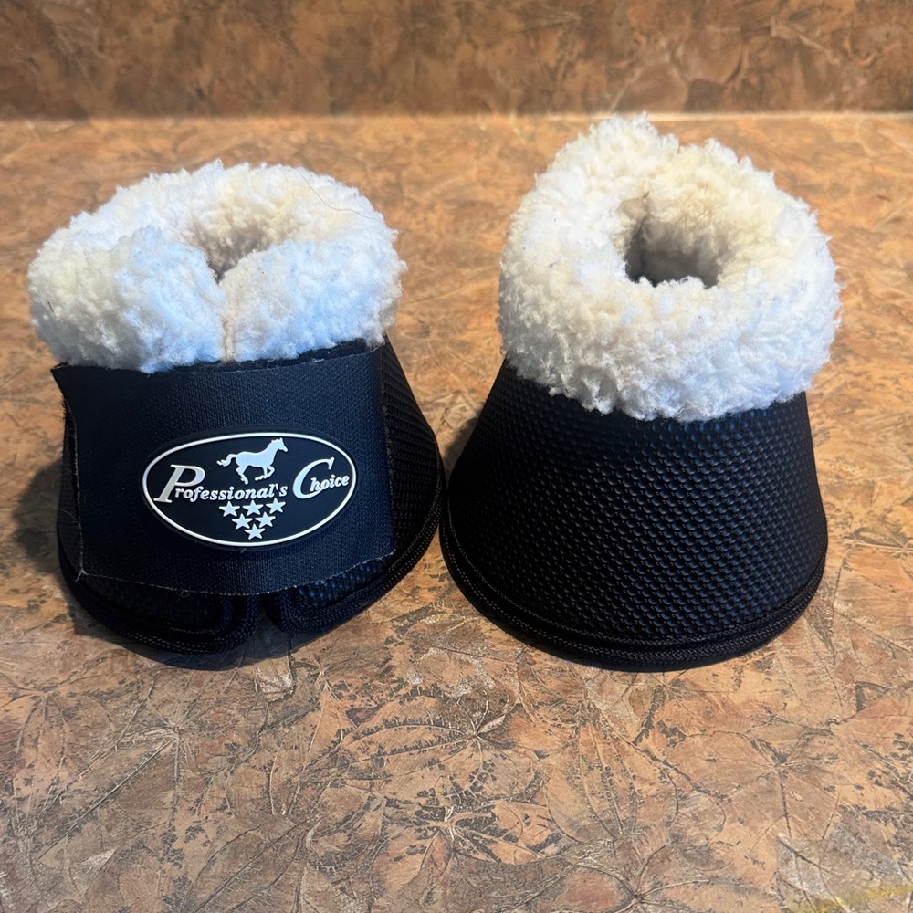 Professional's Choice Bell Boots with White Fleece Trim